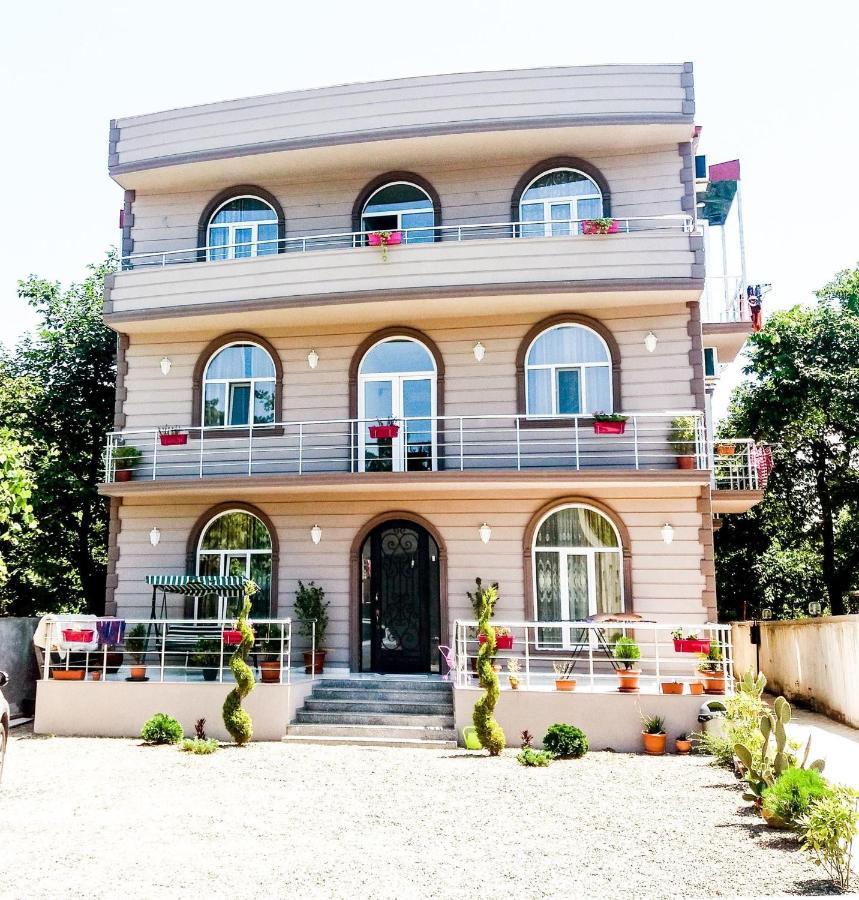 Nica Hotel Kobuleti Ngoại thất bức ảnh