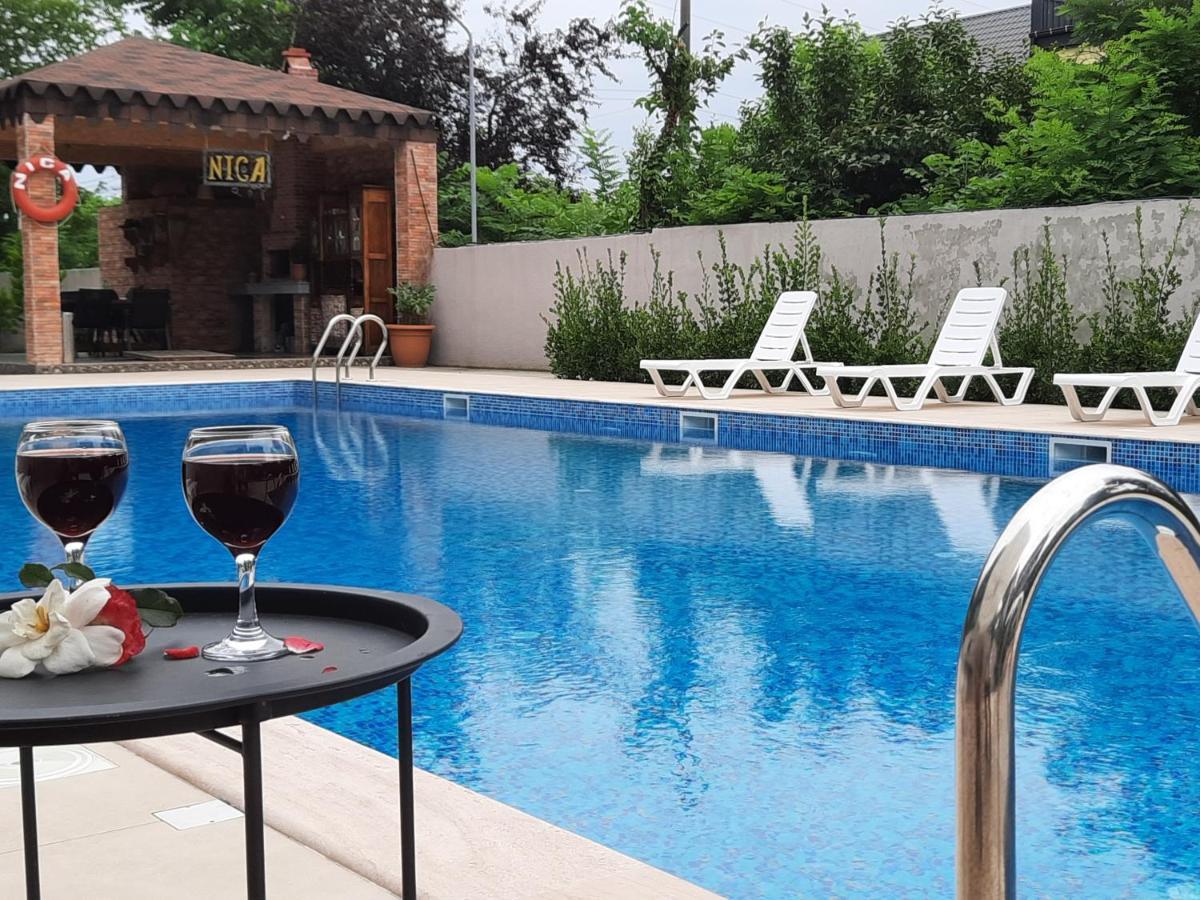 Nica Hotel Kobuleti Ngoại thất bức ảnh