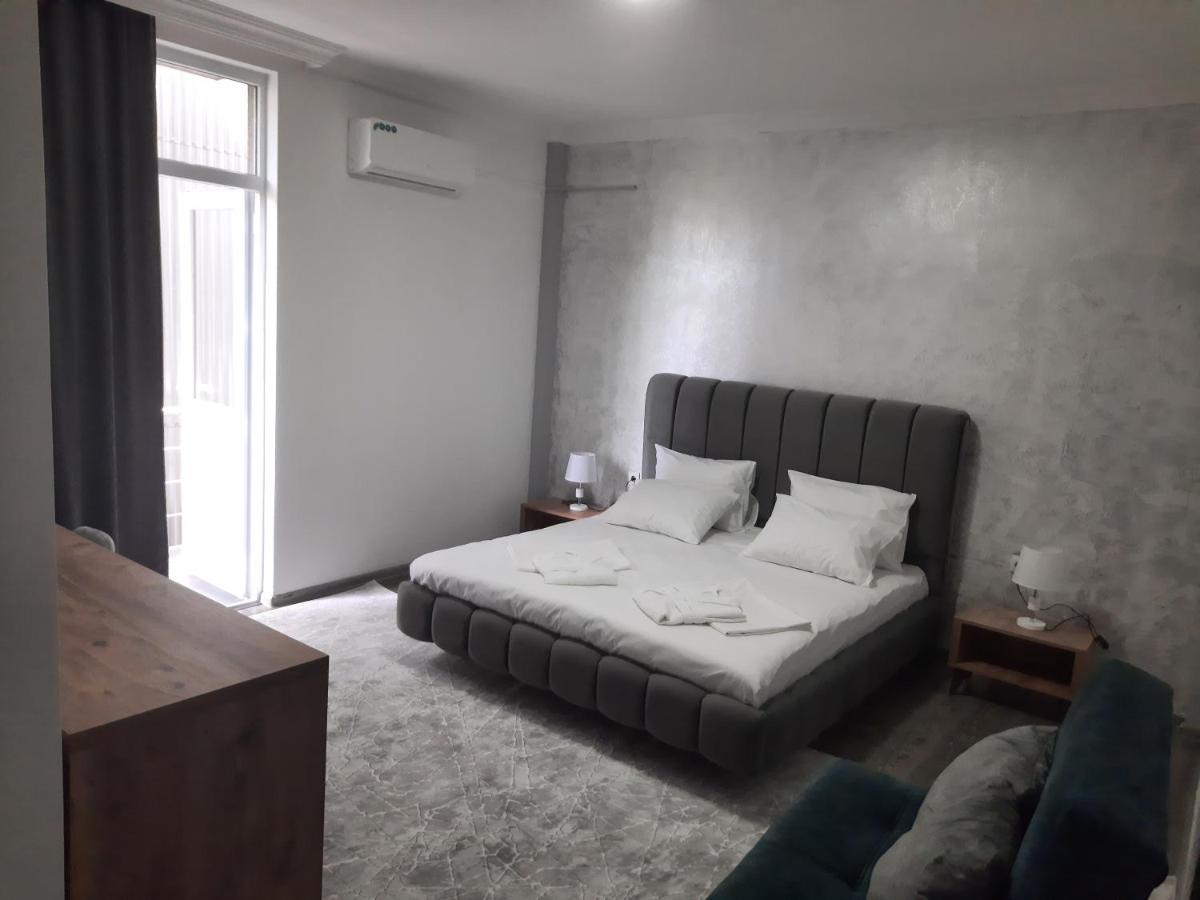 Nica Hotel Kobuleti Ngoại thất bức ảnh