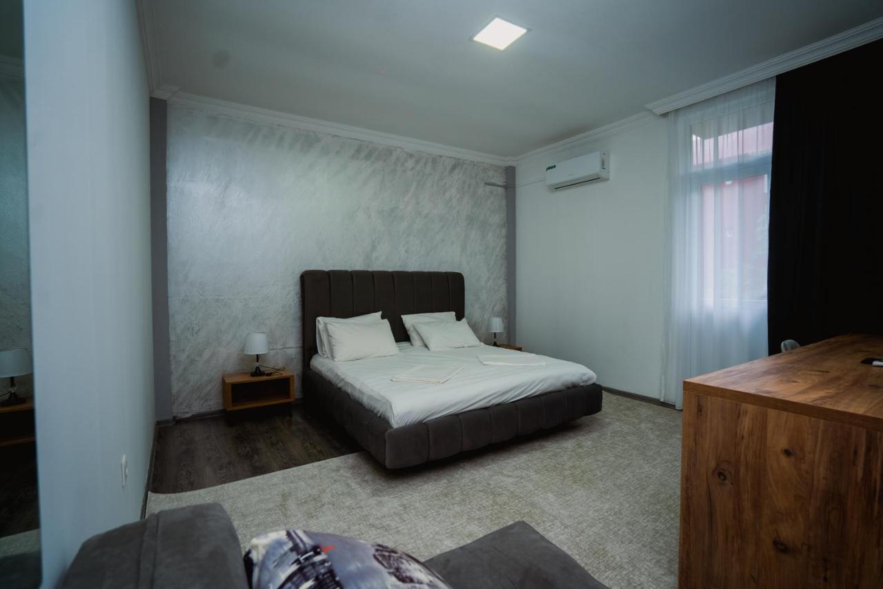 Nica Hotel Kobuleti Ngoại thất bức ảnh