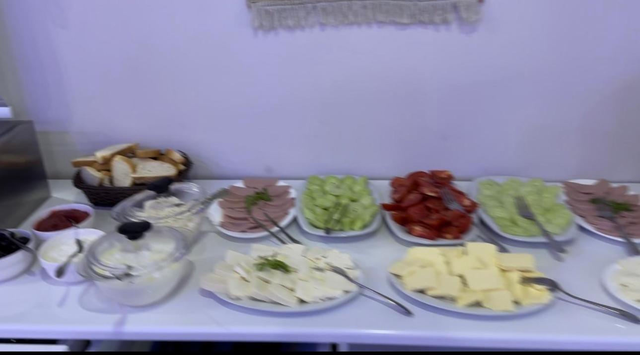 Nica Hotel Kobuleti Ngoại thất bức ảnh