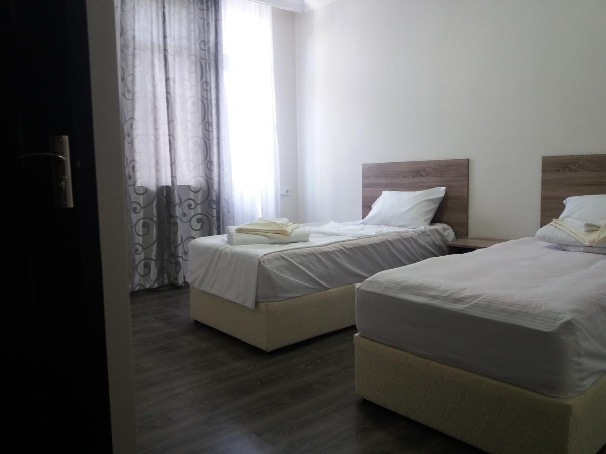 Nica Hotel Kobuleti Ngoại thất bức ảnh